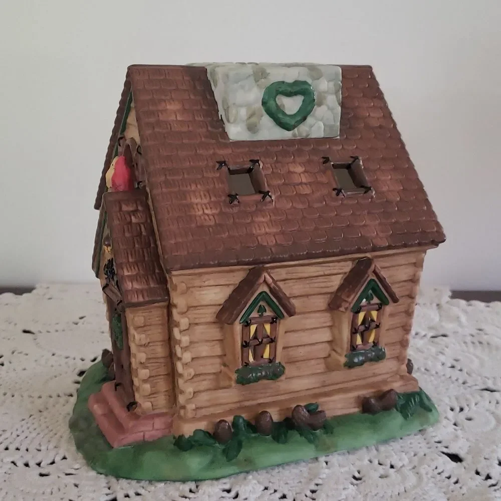 Vintage PartyLite Forest Friends Tealight Tea Light House - P7914